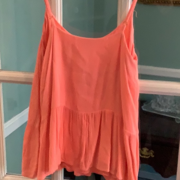 Lilly Pulitzer top… size extra small… In fair to good condition - Picture 3 of 4
